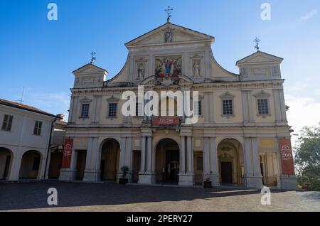 SERRALUNGA DI Crea, 10 NOVEMBRE 2022 - Vista del Santuario Diocesano di nostra Signora di Crea, Provincia di Alessandria, Piemonte Foto Stock