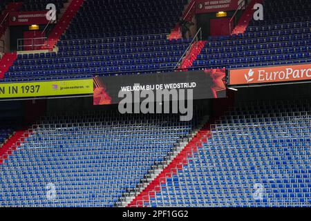 Rotterdam - stand vuoti durante la partita tra Feyenoord e Shakhtar Donetsk allo Stadion Feijenoord De Kuip il 16 marzo 2023 a Rotterdam, nei Paesi Bassi. (Da Box a Box Pictures/Tom Bode) Foto Stock