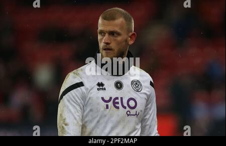 Sheffield unì il portiere Adam Davies durante il warm up durante la partita del campionato Sky Bet tra Sunderland e Sheffield United allo Stadio di luce di Sunderland mercoledì 15th marzo 2023. (Foto: Michael driver | NOTIZIE MI) Credit: NOTIZIE MI & Sport /Alamy Live News Foto Stock