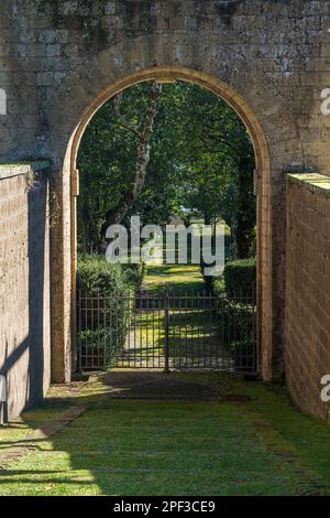 Il bellissimo giardino di Palazzo Farnese a Caprarola, provincia di Viterbo, Lazio, Italia. Marzo-02-2020 Foto Stock