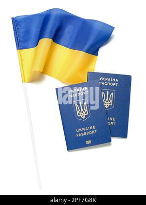 Passaporti con bandiera dell'Ucraina su sfondo bianco Foto Stock