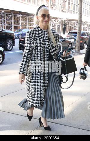 New York, NY, Stati Uniti. 16th Mar, 2023. Helen Mirren visto al Drew Barrymore Show di New York il 16 marzo 2023. Credit: RW/Media Punch/Alamy Live News Foto Stock