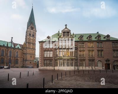 Nuovo edificio del Municipio e Cattedrale di Brema - Brema, Germania Foto Stock