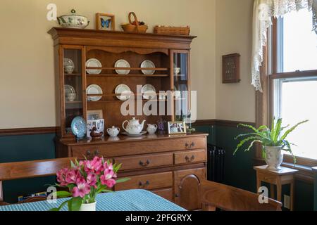 Ancora dettagli di vita di una casa restaurata 1918 interno, Bucks County, Doylestown, Pennsylvania, 2023 Foto Stock