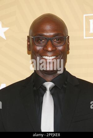 **FOTO DEL FILE** Lance Roddick è scomparsa. BEVERLY HILLS, CA - 23 FEBBRAIO: Lance Reddick, alla cerimonia di premiazione degli onorificenze dell'American Black Film Festival presso il Beverly Hilton Hotel di Beverly Hills, California, il 23 febbraio 2020. Credito: Faye Sadou/MediaPunch Foto Stock