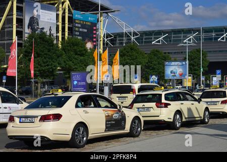 Taxi, aeroporto, Lipsia, Sassonia, Germania Foto Stock