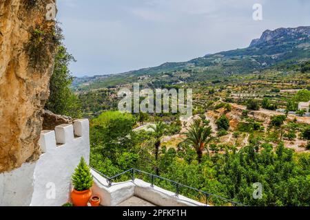 Vista da El Castell de Guadalest, Valencia, Spagna. Foto Stock