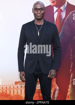 Westwood, Stati Uniti. 18th Mar, 2023. (FILE) Lance Reddick Dead a 60. WESTWOOD, LOS ANGELES, CALIFORNIA, USA - 20 AGOSTO: L'attore e musicista americano Lance Reddick (Lance Solomon Reddick) arriva al Los Angeles Premiere di "Angel has Fallen" di Lionsgate, che si tiene al Regency Village Theatre il 20 agosto 2019 a Westwood, Los Angeles, California, Stati Uniti. (Foto di Xavier Collin/Image Press Agency) Credit: Image Press Agency/Alamy Live News Foto Stock