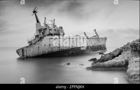 L'Edro III è una nave affondata al largo della costa di Pathos. Foto Stock