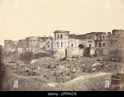 Il Mucha Bawn, o la vecchia Cittadella di Lucknow 1858 - 1862 di Felice Beato Foto Stock