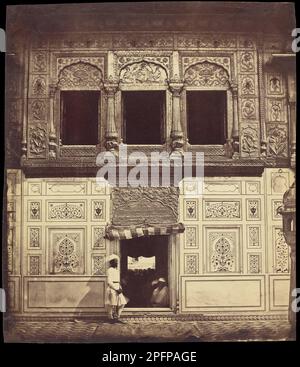 Interno del Tempio Sikh con mosaico in marmo negativo 1859; stampa 1862 di Felice Beato Foto Stock