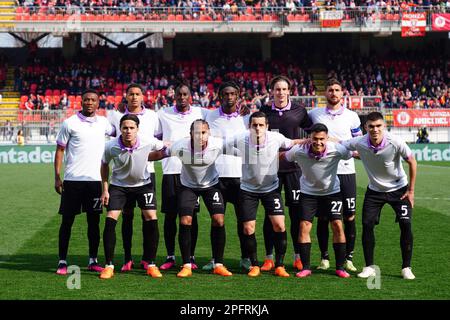 Monza, Italia. 18th Mar, 2023. La squadra (US Cremonese) durante AC Monza vs US Cremonese, calcio italiano Serie A match in Monza, Italy, Marzo 18 2023 Credit: Independent Photo Agency/Alamy Live News Foto Stock