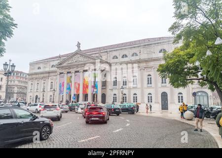 Lisbona, Portogallo - 3 dicembre 2022: Il Teatro Nazionale della Regina Maria II (in portoghese: Teatro Nacional D. Maria II). Foto Stock