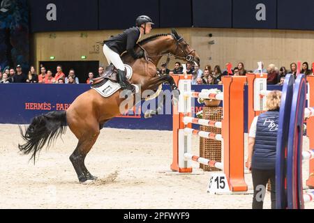 Willem Greve gareggia nel Saut Hermes Jumping CSI 5 al Grand Palais Ephemere il 18 marzo 2023 a Parigi, in Francia. Foto di Laurent Zabulon/ABACAPRESS.COM Credit: Abaca Press/Alamy Live News Foto Stock