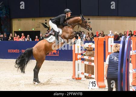 Willem Greve gareggia nel Saut Hermes Jumping CSI 5 al Grand Palais Ephemere il 18 marzo 2023 a Parigi, in Francia. Foto di Laurent Zabulon/ABACAPRESS.COM Credit: Abaca Press/Alamy Live News Foto Stock
