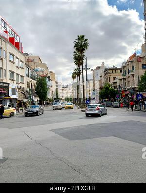 2021 12 24 Amman, Jordan. Sha'aban 9 street and K. Faysal Square Foto Stock