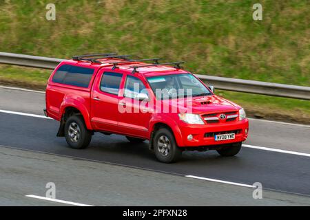 2008 Red TOYOTA INVINCIBILE 4x4 D-4D DCB 3,0 2982cc Diesel pick-up camion Foto Stock