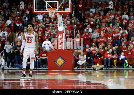 Madison, WISCONSIN, Stati Uniti. 19th Mar, 2023. Guardia dei tassi del Wisconsin Chucky Hepburn (23) durante la partita NCAA di pallacanestro NIT Second Round tra i Liberty Flames e i tassi del Wisconsin al Kohl Center di Madison, WISCONSIN. Darren Lee/CSM/Alamy Live News Foto Stock