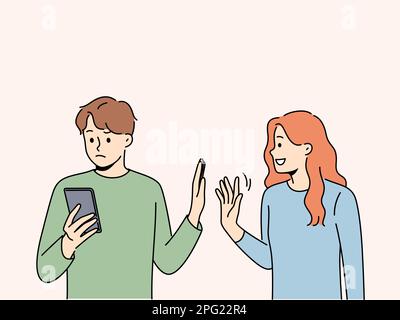 L'uomo rifiuta una donna amorevole sorridente che mostra attenzione. Ragazzo occupato utilizzando cellulare evitare e ignorare persistente mostra di interesse femminile. Problema di relazione. Illustrazione vettoriale. Illustrazione Vettoriale