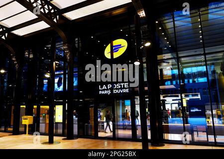 Poste du Louvre - Parigi Centro postale principale - Rue du Louvre - Parigi - Francia Foto Stock