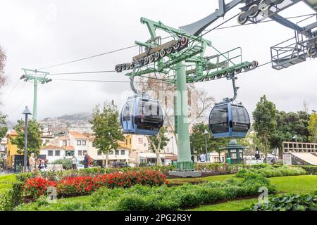 Funicolare di Funchal (Teleférico Funchal-Monte), Av. Do Mar e das Comunidades Madeirenses, Funchal, Madeira, Portogallo Foto Stock