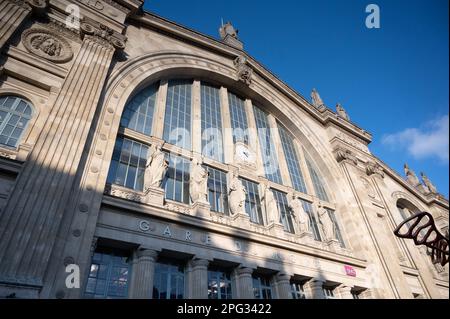 Esterno della stazione ferroviaria Gare Du Nord a Parigi, Francia Foto Stock