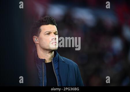 LEVERKUSEN, GERMANIA - 19.03.23: Michael Ballack dopo la partita della Bundesliga FC Bayer 04 Leverkusen vs FC Bayern Muenchen a BayArena Foto Stock