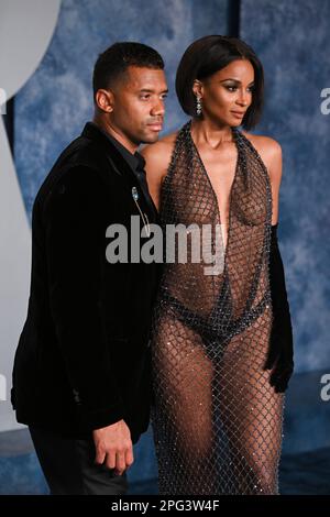 13th marzo 2023, Los Angeles, USA. Ciara e Russell Wilson arrivano al Vanity Fair Oscar Party 2023, Walis Annenberg Center for the Performing Foto Stock