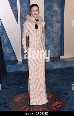 Andrea Riseborough agli arrivi del Vanity Fair Oscar Party - Arrivi 7, The Walis Annenberg Center for the Performing Arts, Los Angeles, CA 12 marzo 2023. Foto di: Collezione Priscilla Grant/Everett Foto Stock