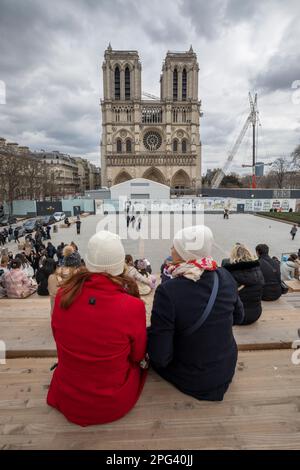 Cattedrale di Notre Dame in fase di ristrutturazione dopo l'incendio del 2019, Parigi, Francia, Europa Foto Stock