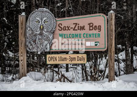 Segnaletica per il Sax-Zim Bog Nature Preserve Welcome Center a Meadowlands, Minnesota USA. Foto Stock