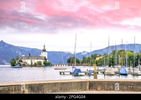 Vista sul Castello di Orth, Ort, Austria Foto Stock