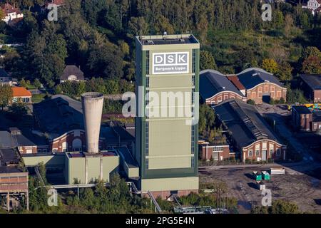 Vista aerea, ex miniera di Lippe DSK al Egonstraße al confine con la città di Gelsenkirchen, nel distretto Westerholt di Herten, nella regione della Ruhr, nel Nord Reno- Foto Stock