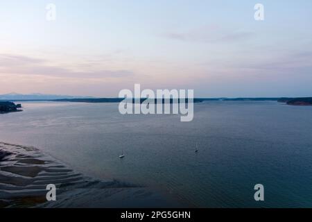 Tramonto sul Puget Sound da Olympia, Washington Foto Stock