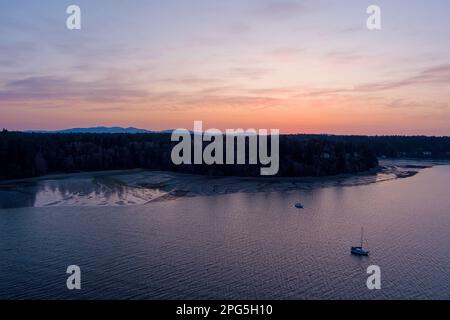 Tramonto sul Puget Sound da Olympia, Washington Foto Stock