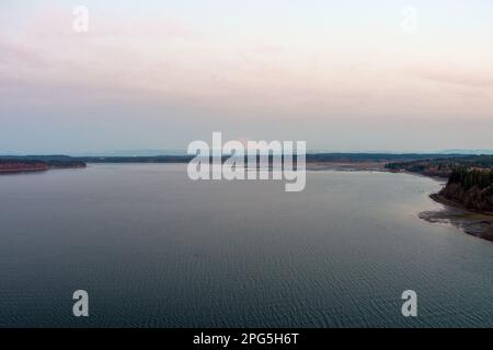 Tramonto sul Puget Sound da Olympia, Washington Foto Stock