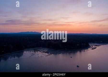 Tramonto sul Puget Sound da Olympia, Washington Foto Stock