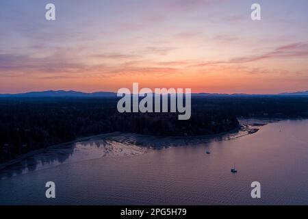 Tramonto sul Puget Sound da Olympia, Washington Foto Stock