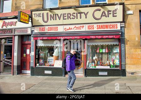Il caffè universitario sulla byres Road all'estremità ovest di Glasgow, Scozia, Regno Unito Foto Stock