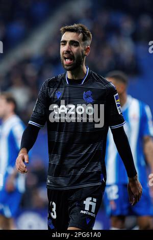 BARCELLONA - FEBBRAIO 13: Brais Mendez in azione durante la partita di LaLiga tra RCD Espanyol e Real Sociedad allo Stadio RCDE il 13 febbraio 2023 in Foto Stock