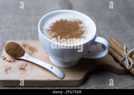 Turco tradizionale bevanda calda salep o sahlep. Foto Stock