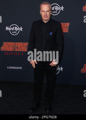 HOLLYWOOD, LOS ANGELES, CALIFORNIA, USA - 20 MARZO: Bob Odenkirk arriva alla Los Angeles Premiere di Lionsgate 'John Wick: Chapter 4' che si tiene al TCL Chinese Theatre IMAX il 20 marzo 2023 a Hollywood, Los Angeles, California, Stati Uniti. (Foto di Xavier Collin/Image Press Agency) Foto Stock