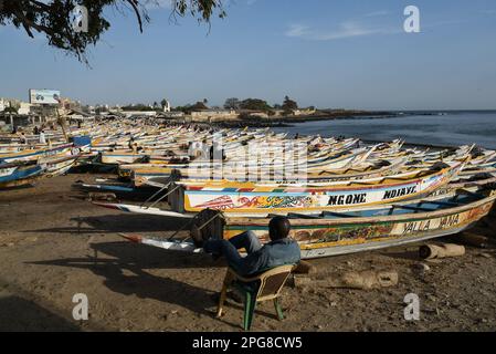 Nicolas Remene / le Pictorium - mercato del pesce Soumbedioune a Dakar (Senegal) - 18/3/2017 - Senegal / Dakar / Dakar - Spiaggia e mercato del pesce di Soumbedioune a Dakar, 18 marzo 2017. Foto Stock