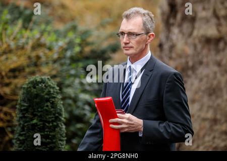 Downing Street, Londra, Regno Unito. 21st marzo 2023. David TC Davies MP, Segretario di Stato per il Galles, partecipa alla riunione settimanale del Gabinetto al 10 di Downing Street. Foto di Amanda Rose/Alamy Live News Foto Stock