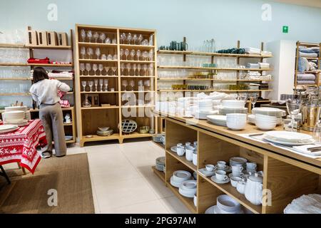 Città del Messico, Polanco Antara, centro commerciale all'aperto di lusso, Zara Home, donna donna donna donna donna donna donna donna donna donna donna donna, adulti, residenti, interno IND Foto Stock