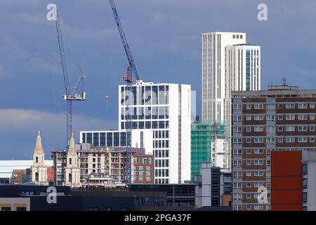 Edifici del quartiere Arena nel centro di Leeds. L'Altus House è attualmente l'edificio più alto dello Yorkshire Foto Stock