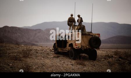 STATI UNITI Marines dal 3rd Battaglione 11th Regimento Marino condotta Primavera di fuoco esercizio (FIREX) sul corpo Marino Air Ground Combat Center Twentynine Palms, California, dal 14 al 26 marzo 2023. Ogni quartier generale del battaglione e le batterie di ogni battaglione conducono esercizi di artiglieria dal vivo e ulteriori esercizi tattici per provare le operazioni di combattimento. (STATI UNITI Corpo marino foto di Lance CPL. Brian Stipey) Foto Stock