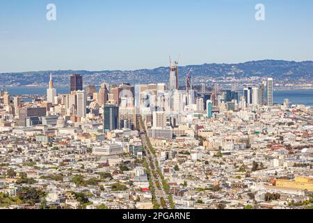 Panorama dello skyline di San Francisco. Vista aerea del centro di San Francisco. Vista aerea del centro di San Francisco sui grattacieli Foto Stock