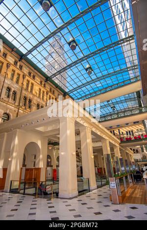 Un'immagine interna del Fullerton Hotel ospitato all'interno dell'ex GPO di Sydney (Ufficio postale Generale) nel nuovo Galles del Sud, Australia Foto Stock