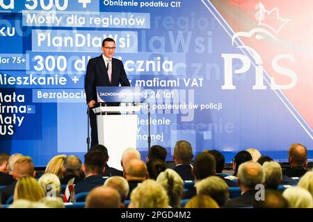 Szczecin, Polonia: 26 settembre 2018, Mateusz Morawiecki in un incontro con gli elettori del PIS. Foto Stock